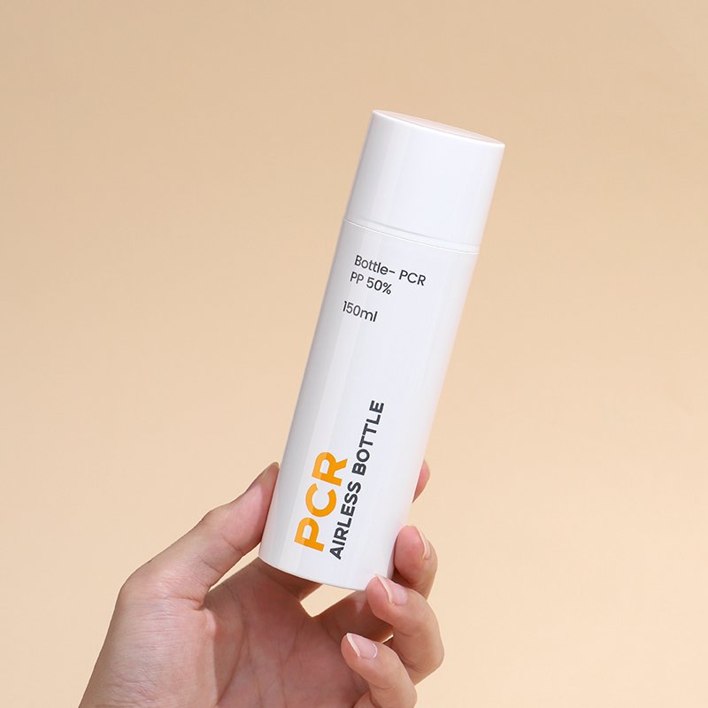 Sustainable packaging often uses renewable or recyclable materials, helping to conserve limited resources.