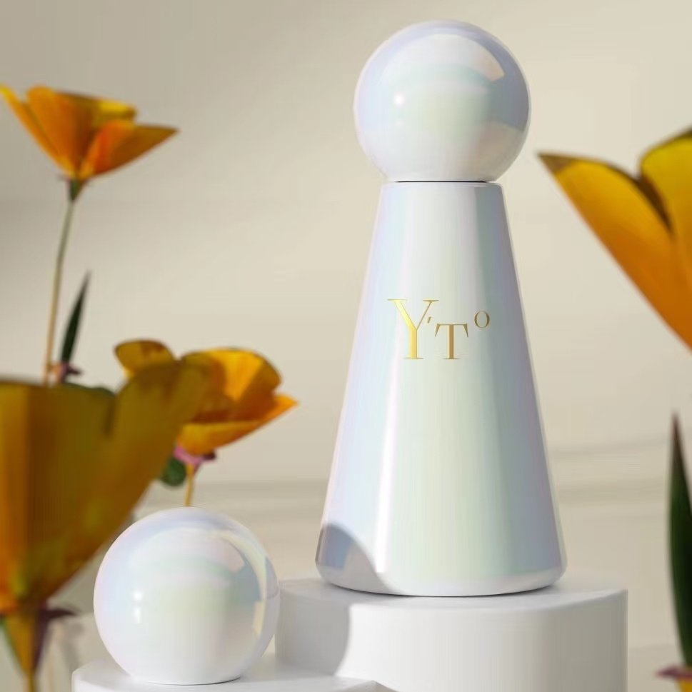 glass bottle (by76) (复制)